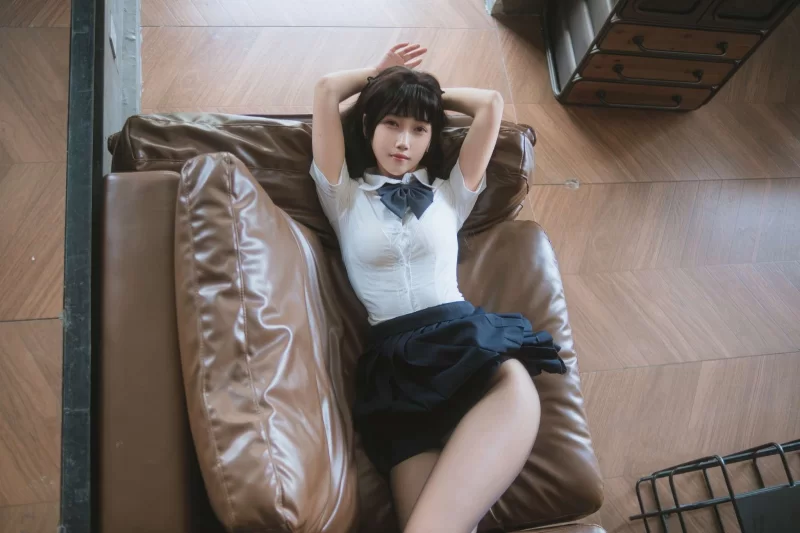 Cosplay 不呆猫 Vol.058 JK学妹户外 [59P-390MB][百度网盘]【59P+390M】