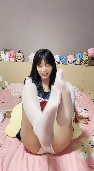 美腿/足控 玩物[第一视角][婉晴]灯 7.22【1v+353m】