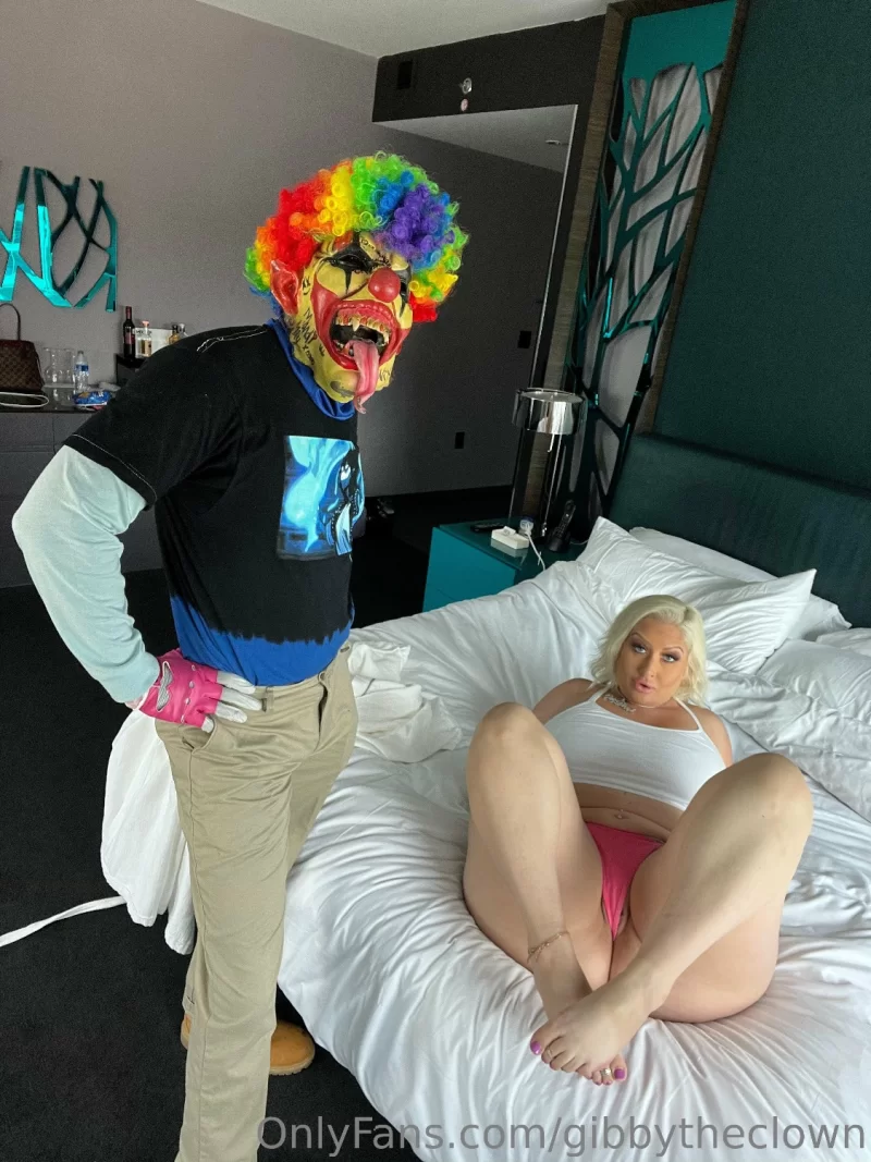 各种玩法 [合集]GibbyTheClown：成人片场的疯批小丑，肥女的天堂使者【502V，1187P+55G】