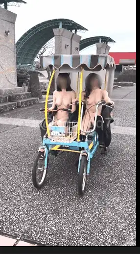 美女御姐 极品超大奶御姐qqq_qq77-各种超热闹人多的地方和闺蜜露出【44v+405p+2.31g】