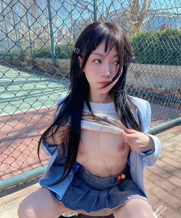 美女御姐 彤彤乖 - 新增 7月订阅福利 56分钟 人前露出【54V95P+2.1G】