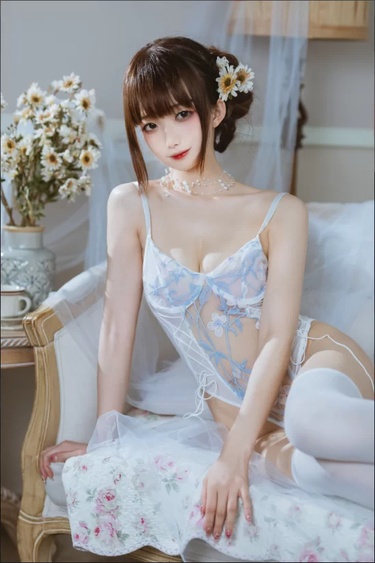 国产coser 封疆疆v – 合集68套&随包视频7月更新【2361P+20G】