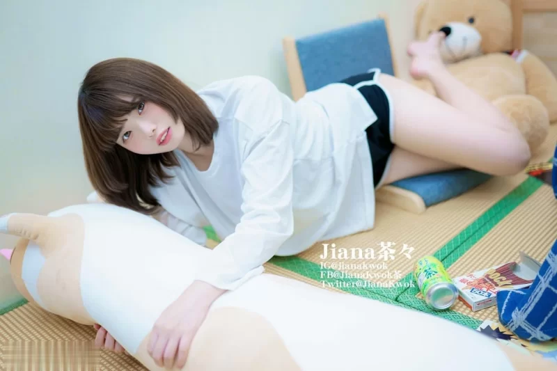 美女御姐 Onlyfans香港漂亮Coser茶_茶性感御姐合集【963p+37v+2.09g】