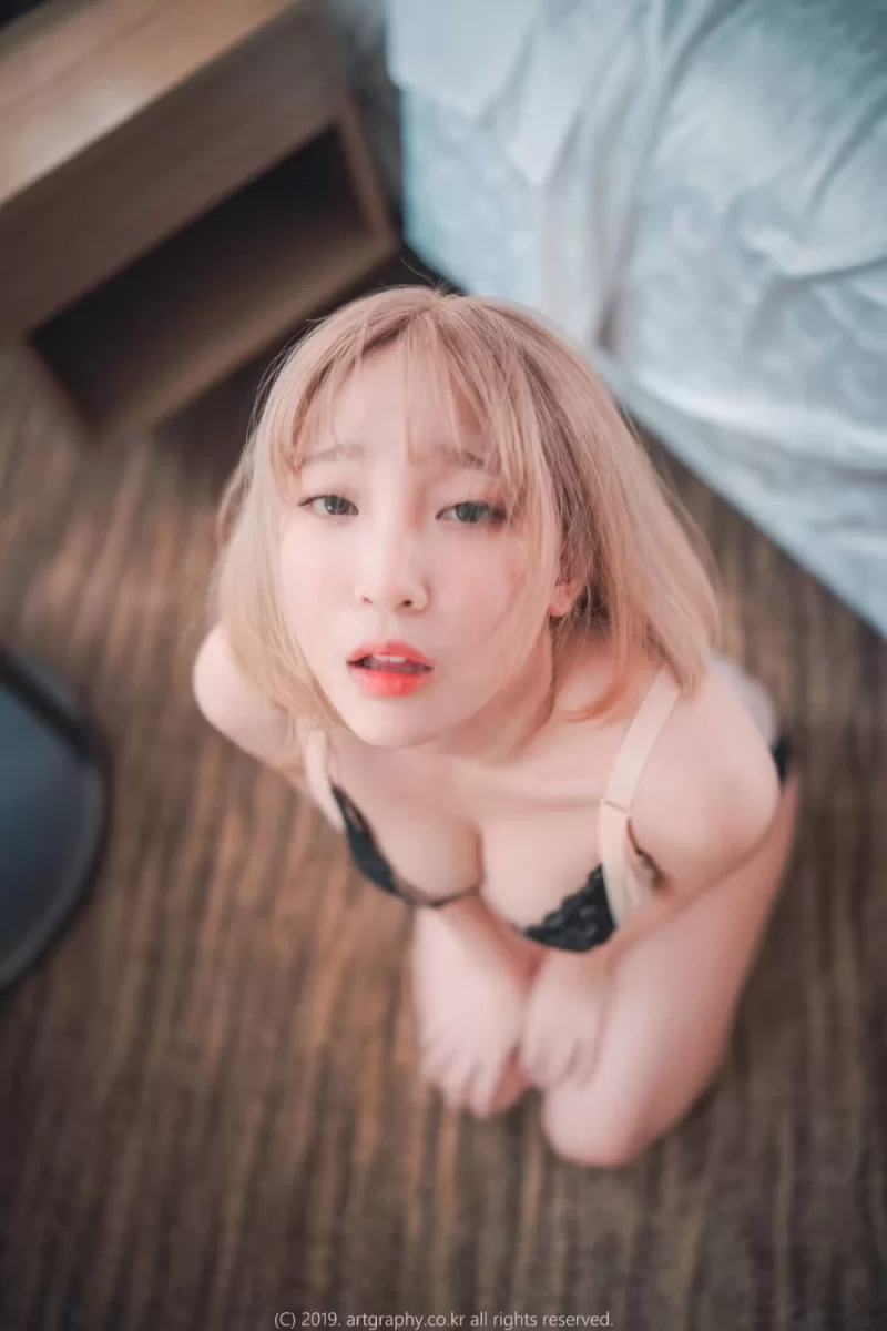 日韩coser ArtGravia 巨乳少女姜仁卿[53P-468MB]【53P+468M】