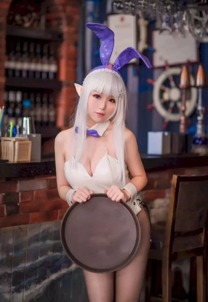 国产coser Yoko宅夏写真合集【npv+9.1g】