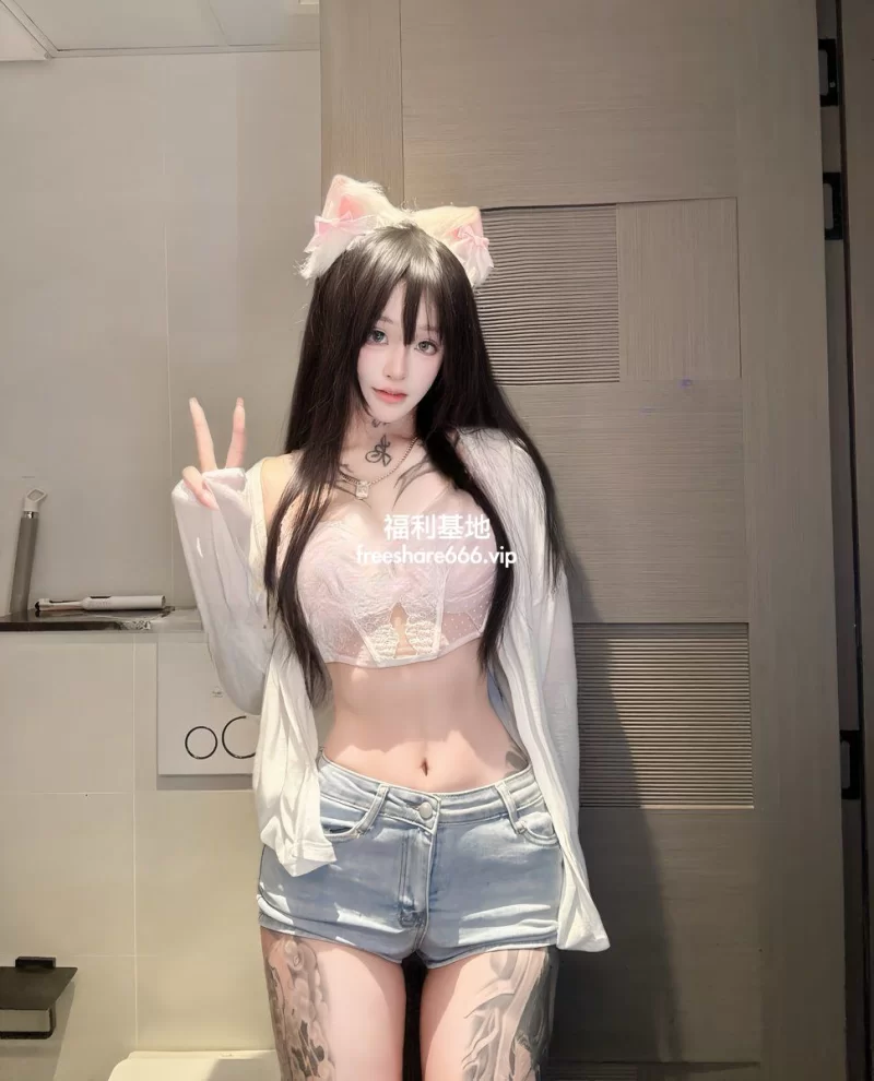 福利姬 抖音超高颜值女神九条南无付费流出合集14.35G【nv+14.35g】