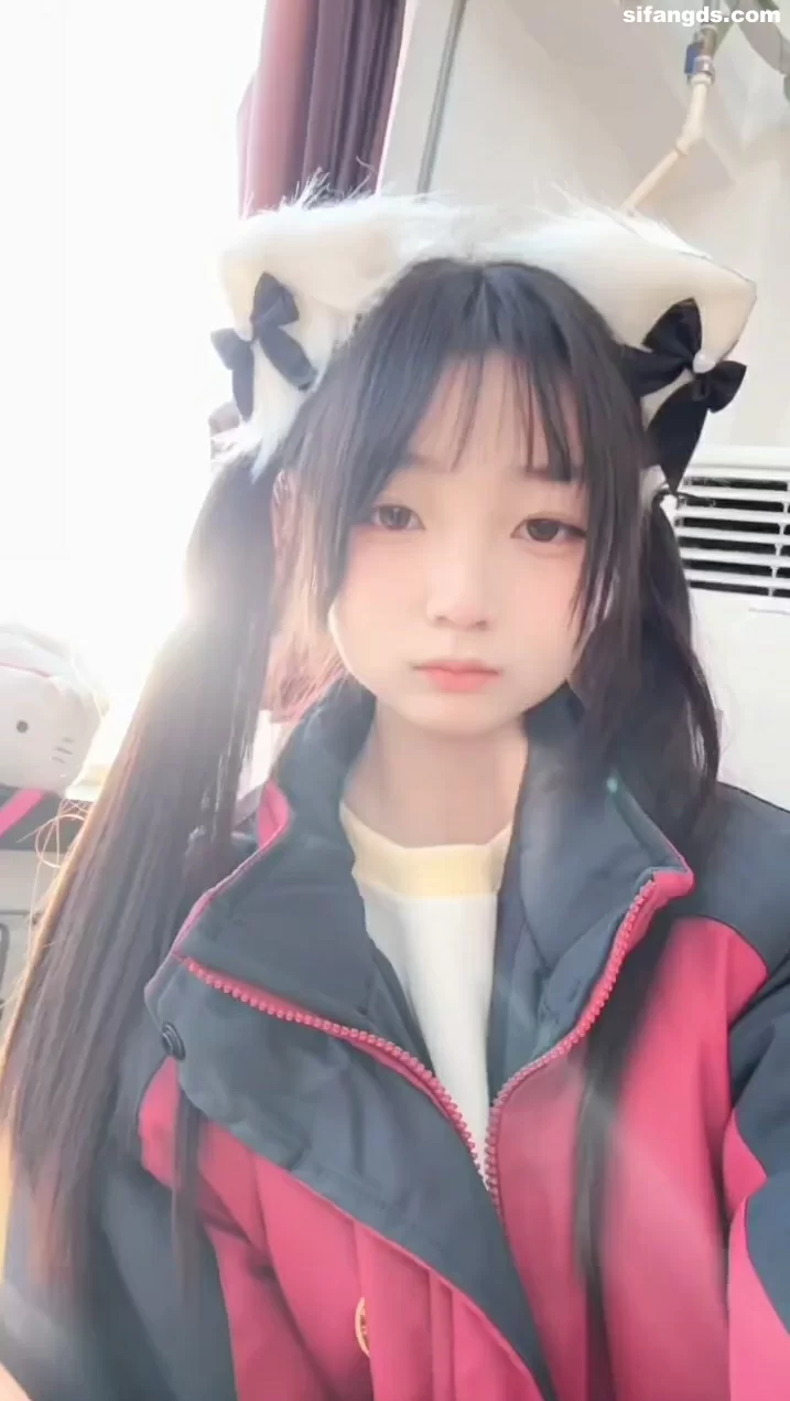 女大学生 [泄密]迷人骚气的青春 淫荡反差婊曝光合集5，各种反差【116v114p+2.5G】
