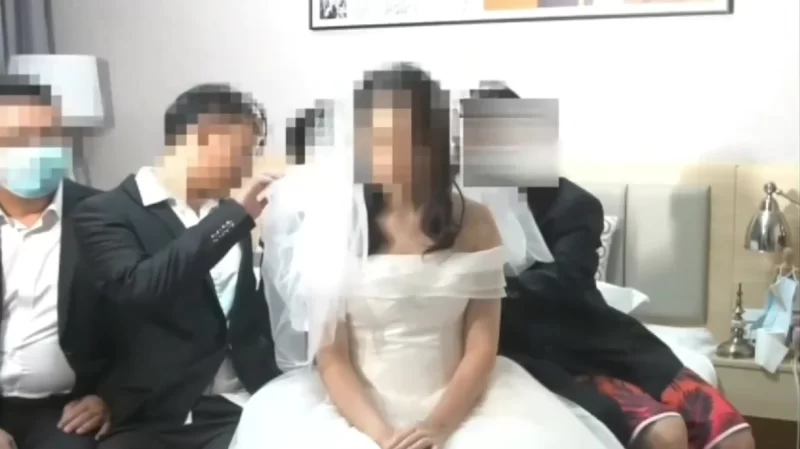 合集 珍妮夫妻全套合集 群P轮奸媚黑淫趴新娘婚礼韩国淫趴合集【43V+30G】