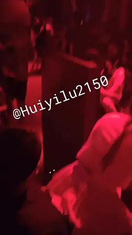 自拍 吃鸡回忆录/huiyilu1250 偷拍夜店生活街边按摩店 约炮大奶人【65V+18G】