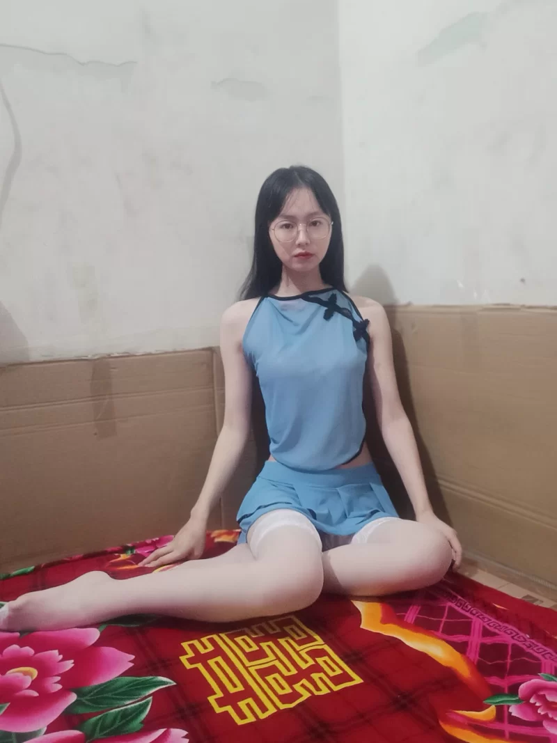 自拍 14位淘宝模特小姐姐套路网拍资源合集【2500P，220V+14.6G】
