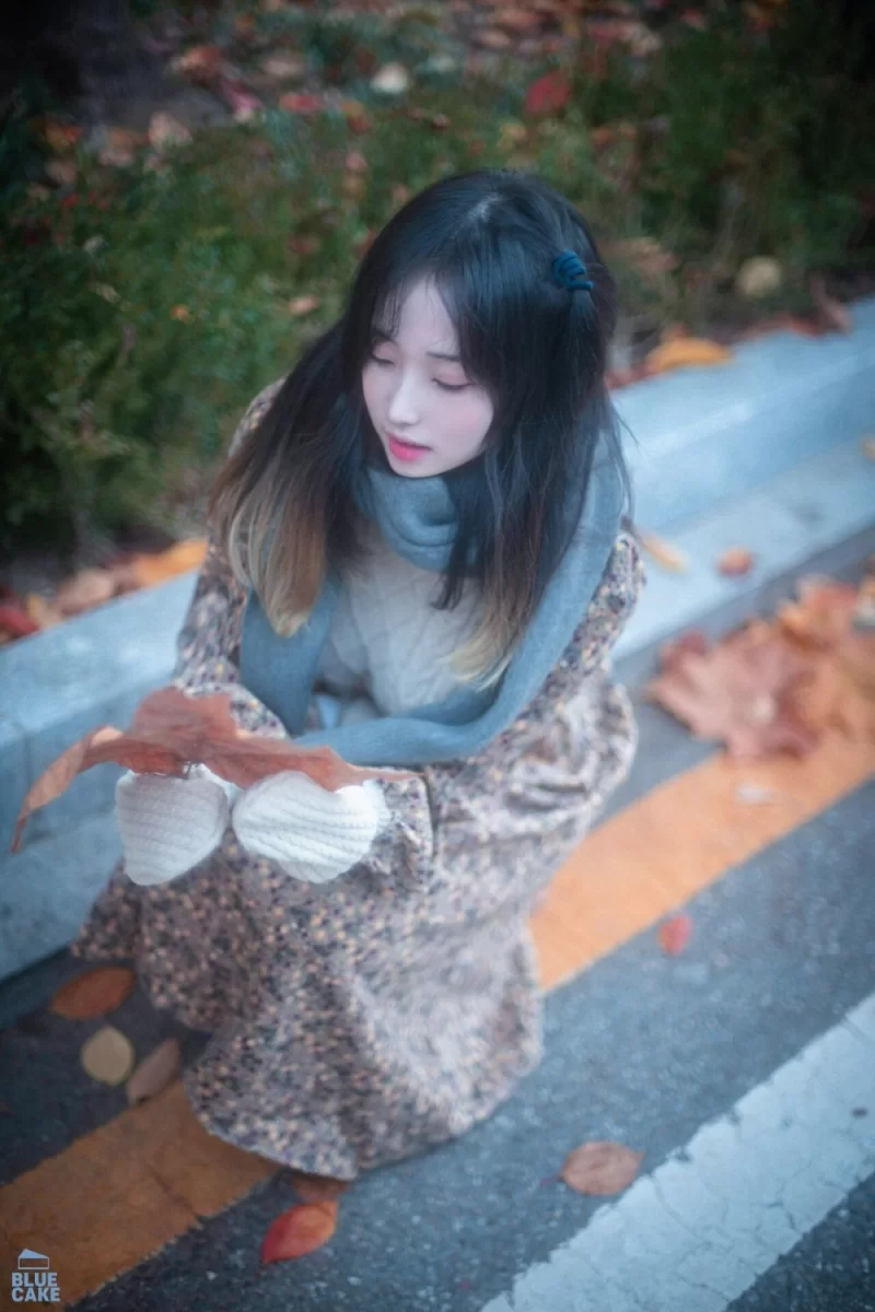 日韩coser BLUECAKE Bambi – Autumn[56P／889MB]【56P+889M】
