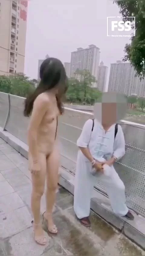 美女御姐 知名Twitter户外露出网红一姐『FSS冯珊珊』会员至今最全168【29v+7.62g】