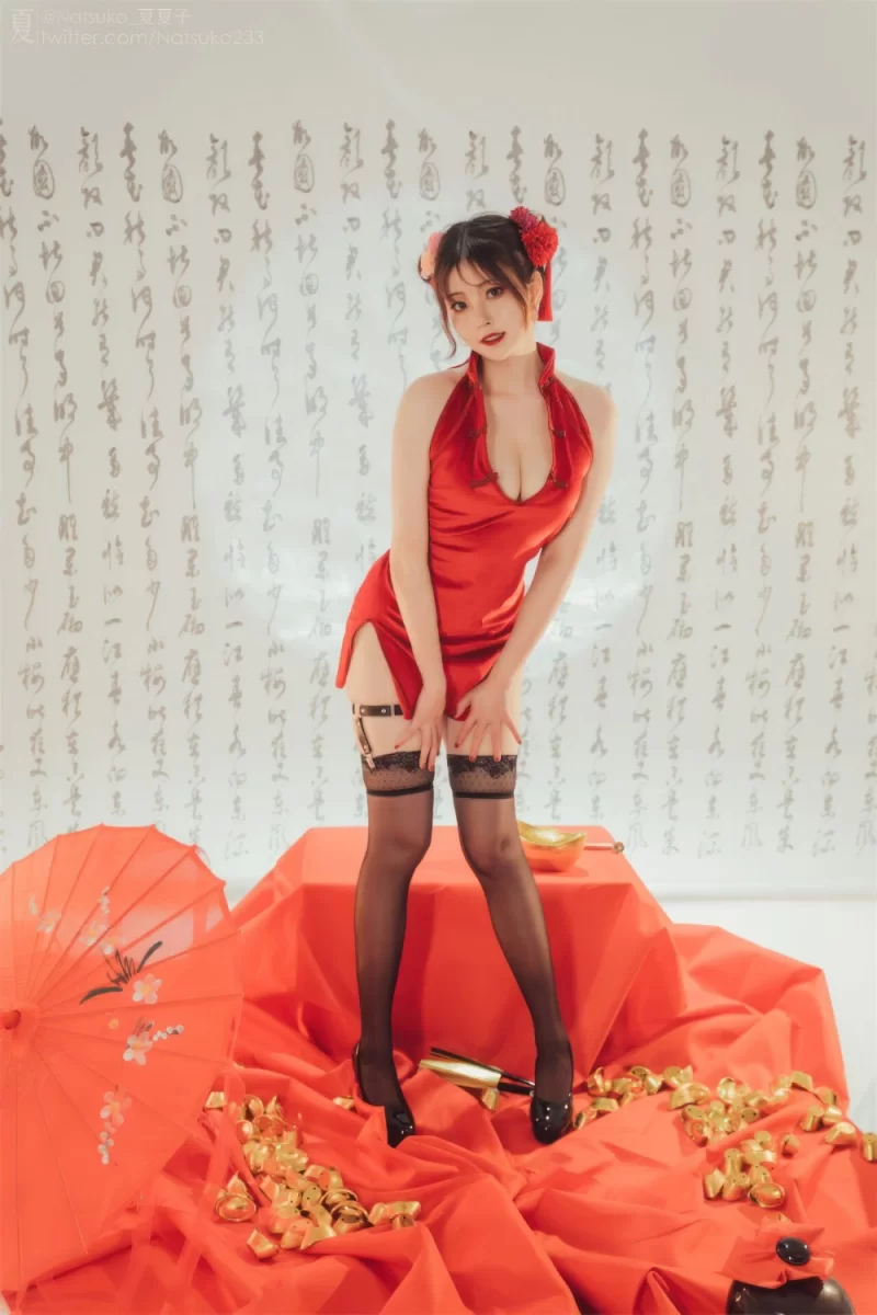 国产coser Natsuko夏夏子 –  夏记钱庄[48P-1V-359.6M]【48P1V+359M】