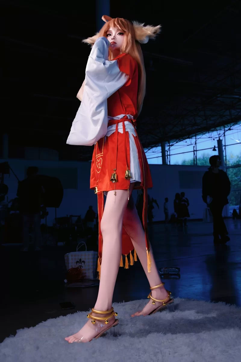 不漏点 狐妖小红娘 涂山红红cos 场照【20P+15M】