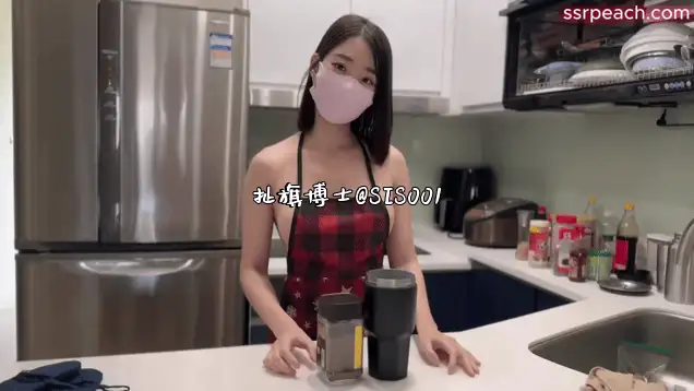 自拍 [SSRPeach]台湾清华大学外文系臀后健身教练「Ellie」教你如何简单泡出好喝的即溶咖?【多p+v+220.34M】