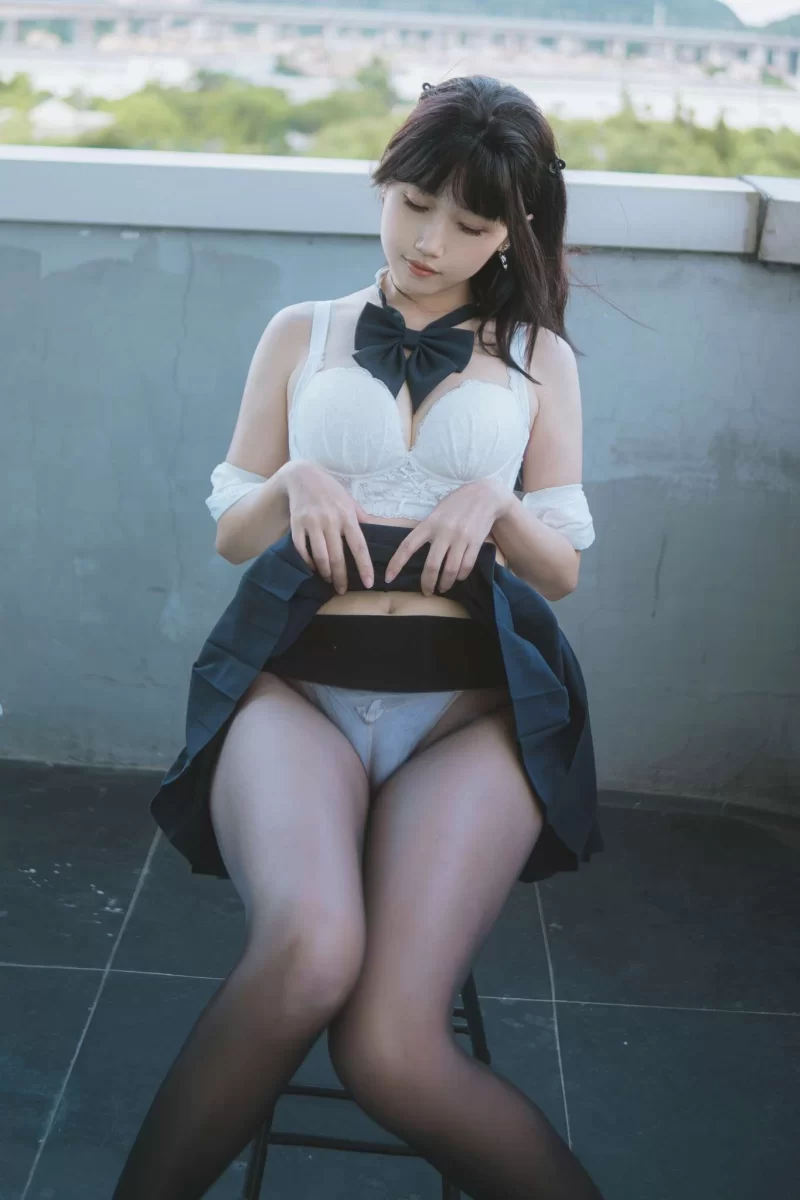 Cosplay 不呆猫 Vol.058 JK学妹户外 [59P-390MB][百度网盘]【59P+390M】