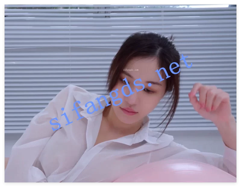 自拍 Model me模密-八头身御姐[林翎]情趣瑜伽运动四套【47V+9.54G】
