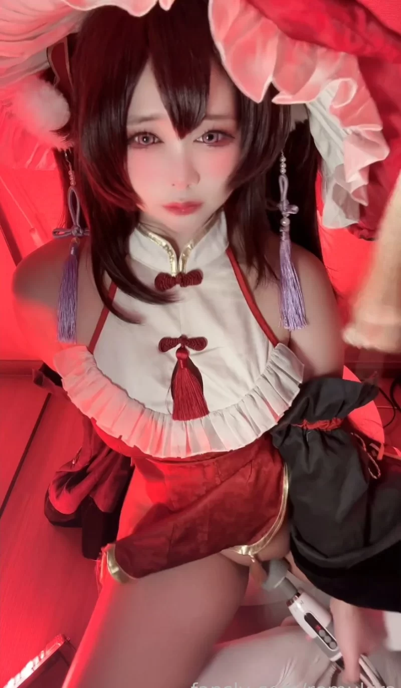 女大学生 Remukira COS【1v+220mb】