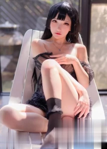 高颜值美女 onlyfans博主Fantasy Factory 小丁 写真大合集【600p+8.4g】