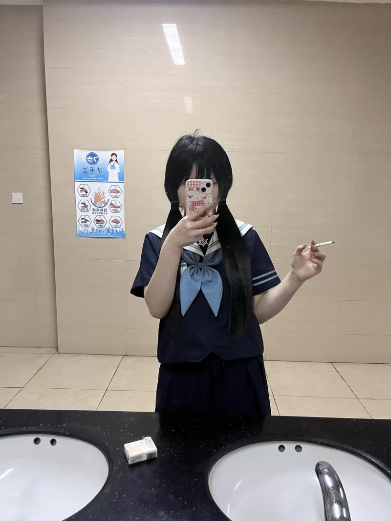 福利姬 洛宝 –[完整版] 9分钟 白虎福利姬 女仆自慰 [63P1V-859【63p/1v+859M】