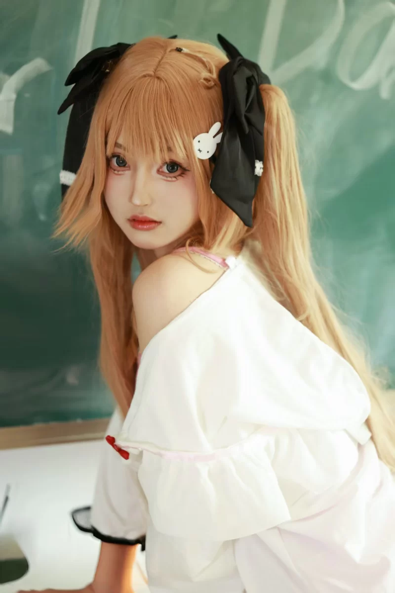 腿控足控 imzsock2025-18茜茜cos【94P+1v+3.81g】