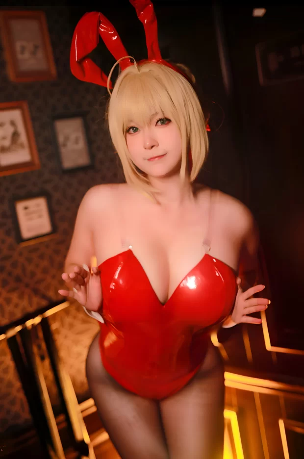 Cosplay 小容仔咕咕咕_FGO 尼禄[32P]【32P+350m】