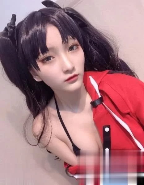 高颜值美女 onlyfans博主Fantasy Factory 小丁 写真大合集【600p+8.4g】