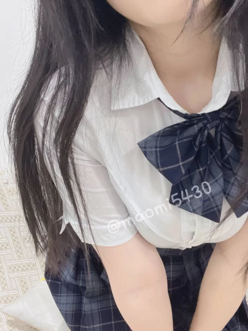 福利姬 梦中的梦@maomi5430 – 新作 [520门槛] 21分钟 大奶白虎福利姬【26/P3V+1.64】