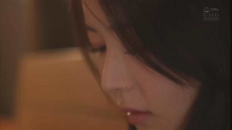 日韩AV 白峰美羽：儿媳妇又白又嫩水又多，吃了春药刚进去就绝【1V+7980M】