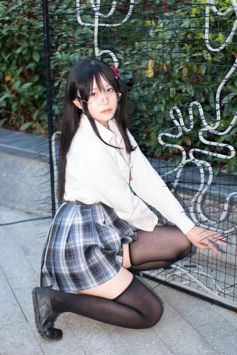 高颜值美女 [定制泄漏]露脸清纯少女 宿野suye 写真作品合集【15v808p+8g】