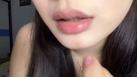 ASMR bob1啵啵 超近距离舔手指【1v+429m】