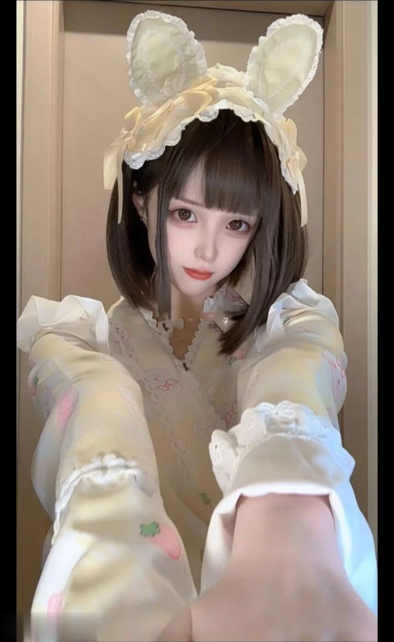 美女御姐 onlyfans美女博主奶酱资源「喵帕斯不是怕死喵」合集【329P+12V+1.04g】
