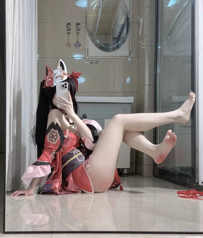 福利姬 不可爱羚_花火 [52P+7V]【52P+7V+650m】