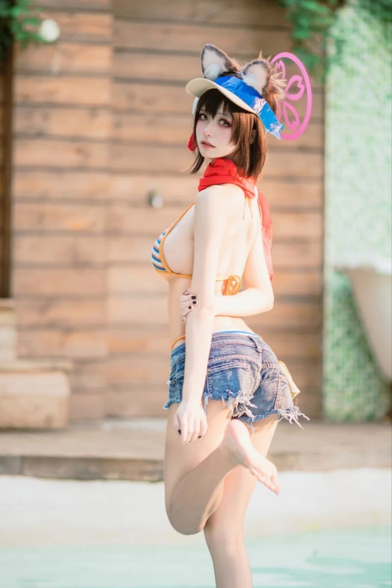 国产coser 九柒喵水忍忍 [18P 115.91 MB]【18P+115M】