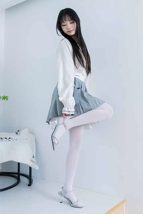 美腿/足控 袜啵啵-甜甜圈-高跟凉鞋、厚白丝裸足[150P-1V-1.8G百度网盘]【150p1v+1.8G】