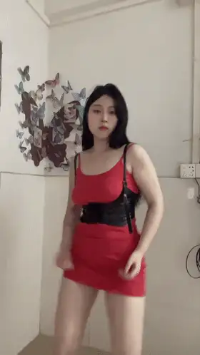 福利姬 推特动感舞姬 无刺榴莲 首次露脸全裸舞顶上定制 全程高能【5V+1.11G】