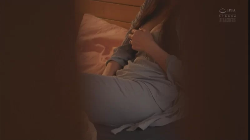 日韩AV 白峰美羽：儿媳妇又白又嫩水又多，吃了春药刚进去就绝【1V+7980M】