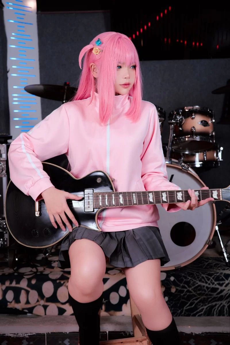 日韩coser ZinieQ Bocchi [34P-236MB]【34P+236M】