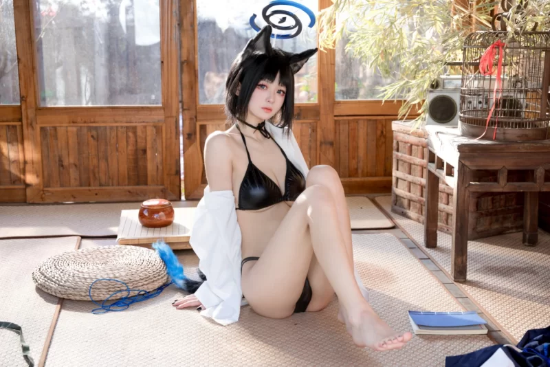 国产coser 九柒喵 NO.022 桔梗衬衫【10P+88M】
