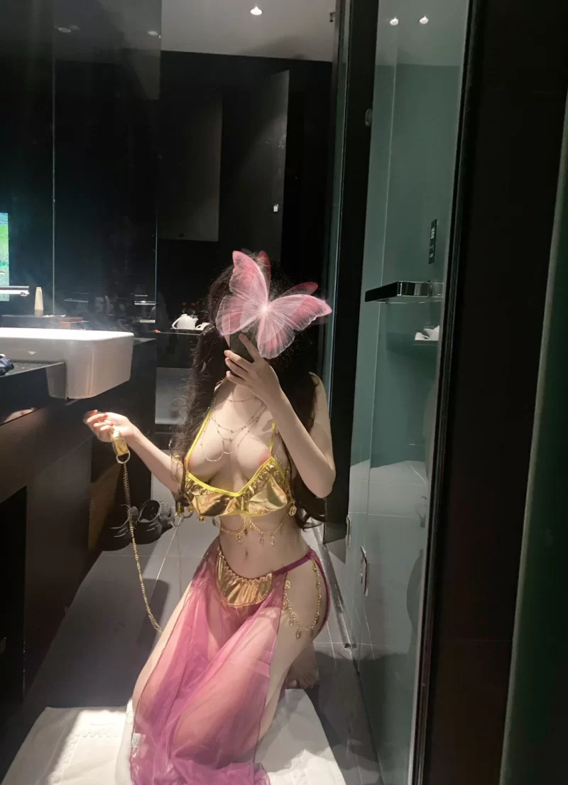 合法萝莉 呆呆酱 – 极品呆萌美少女自拍合集【102v119p+639mb】