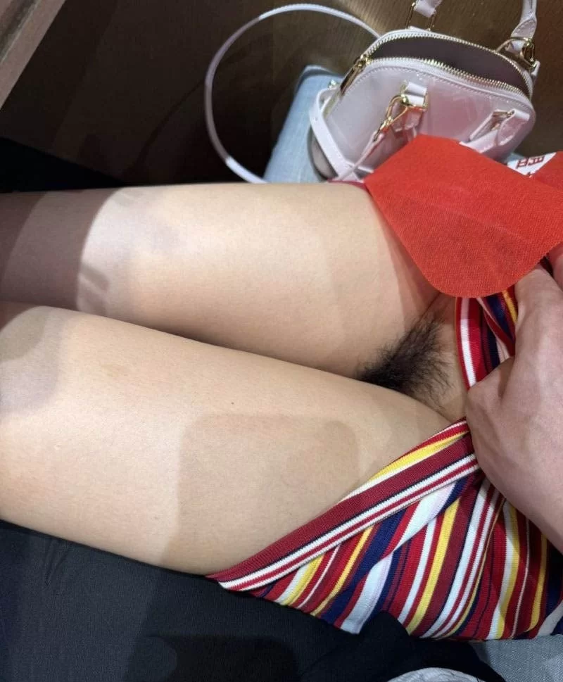 自拍 青岛大学生❤️刘熙莹❤️被金主高价包养各种舔脚狗绳【1V+120M】