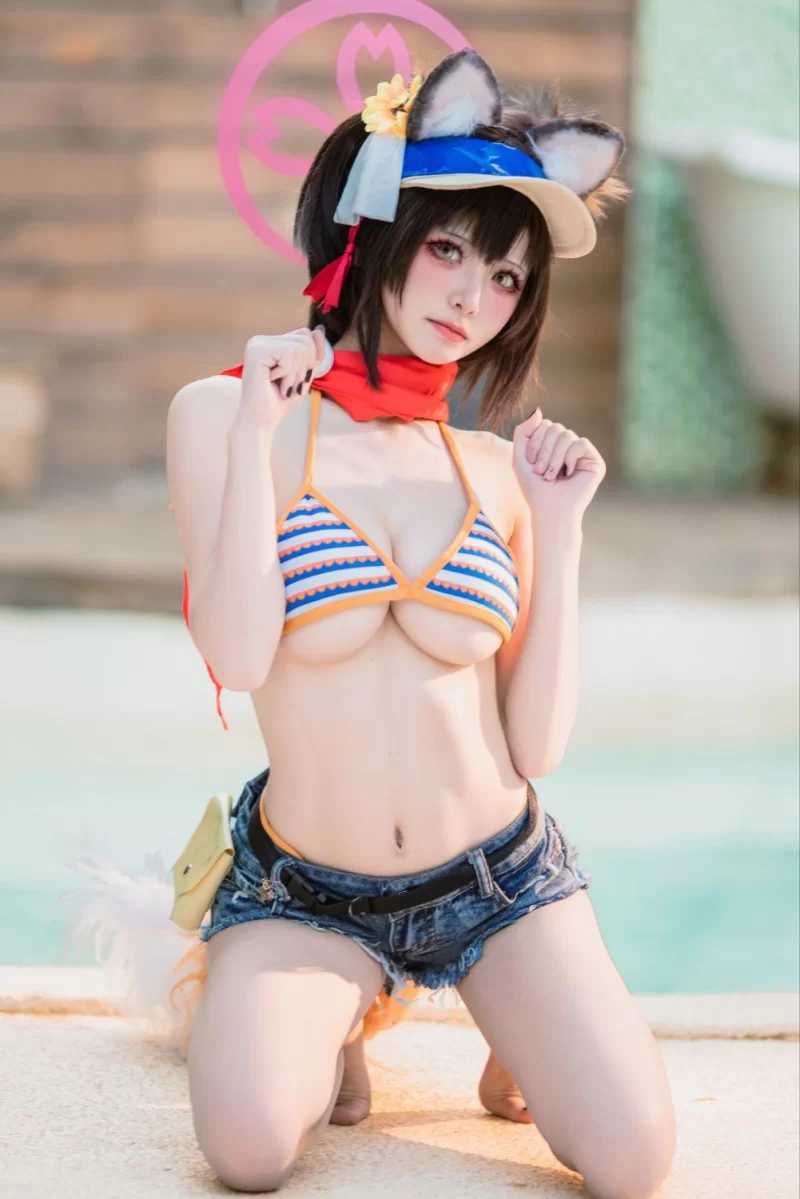 国产coser 九柒喵水忍忍 [18P 115.91 MB]【18P+115M】