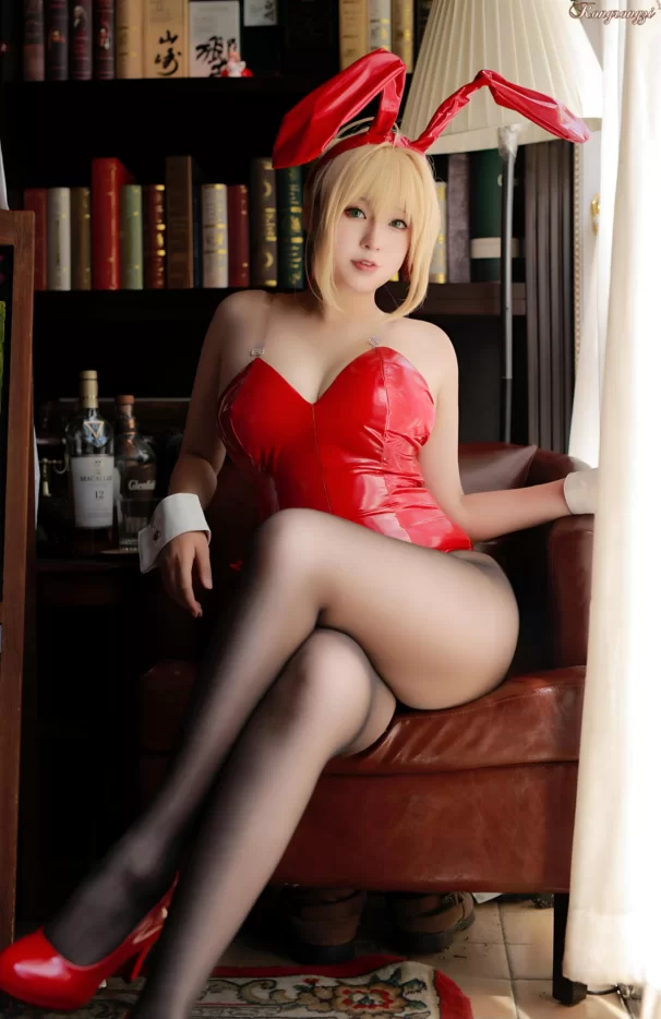 Cosplay 小容仔咕咕咕_FGO 尼禄[32P]【32P+350m】