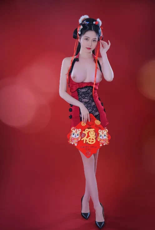 国产coser 年年 16套合集 760P+1V-4.36G【760P+1V+4.36G】