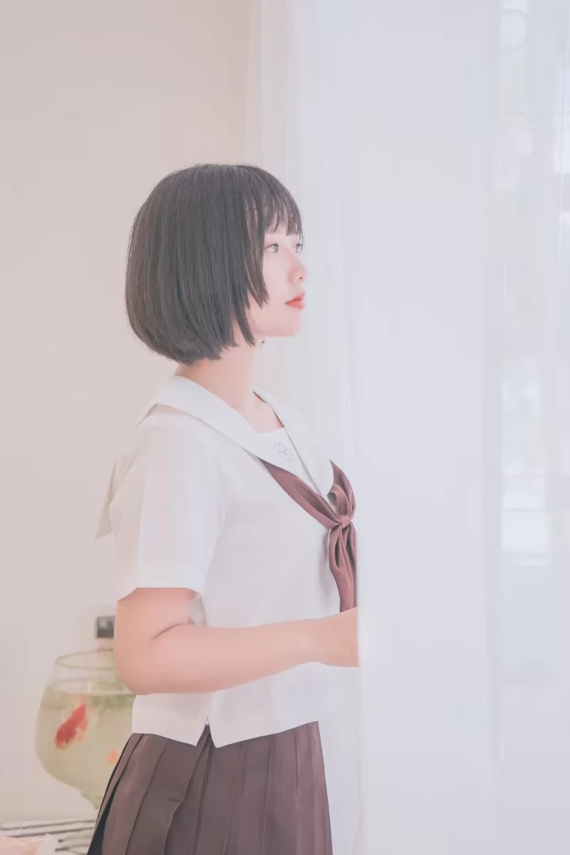 日韩coser Messie Huang Birthday Seifuku [20P-62MB]【20P+62M】