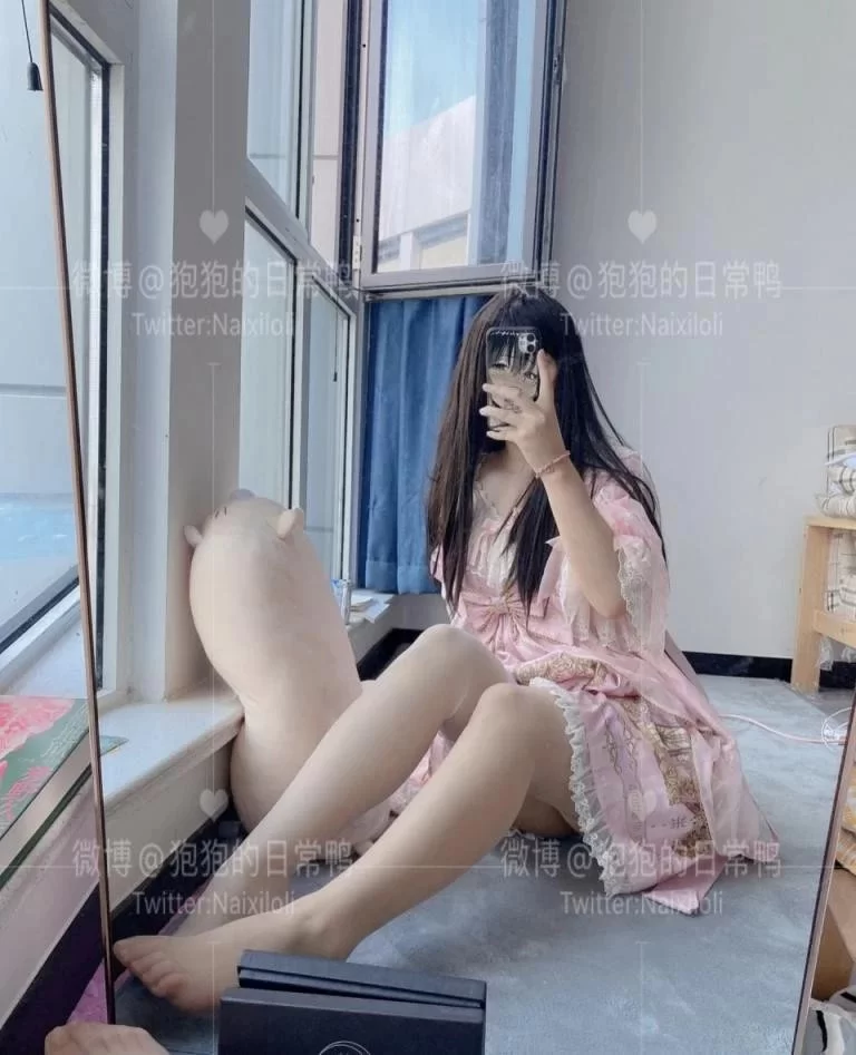 合集 推特福利姬[狍狍狍崽饭/Naixiloli]萝莉合集【NVNP+46G】