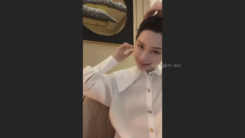 国产主播 自己收集一对一美女聊天视频11【21V+5.8g】