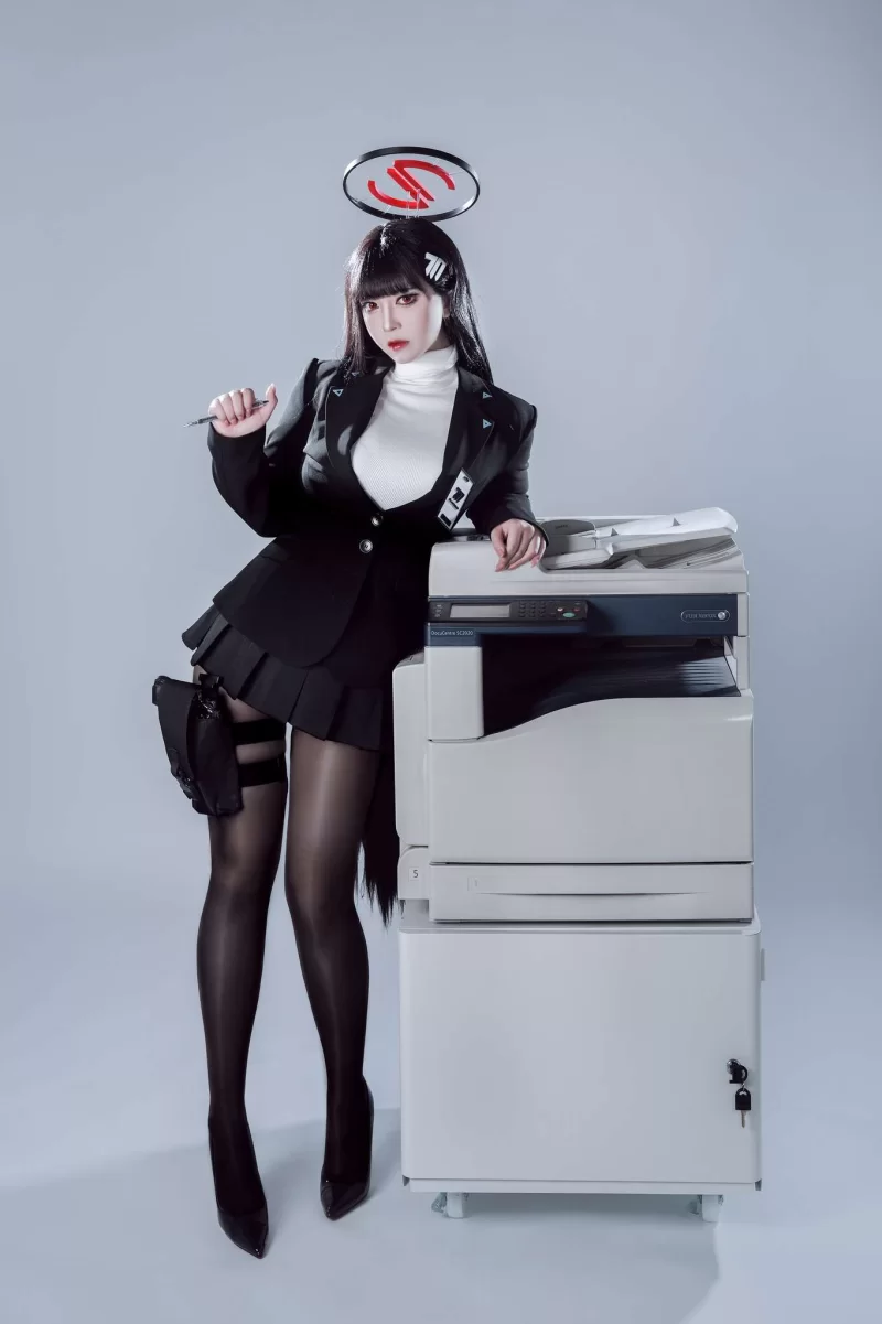 Cosplay 半半子 Vol.087 BANBANKO 調月リオ [60P8V-477MB][百度网盘]【60P8V+477M】
