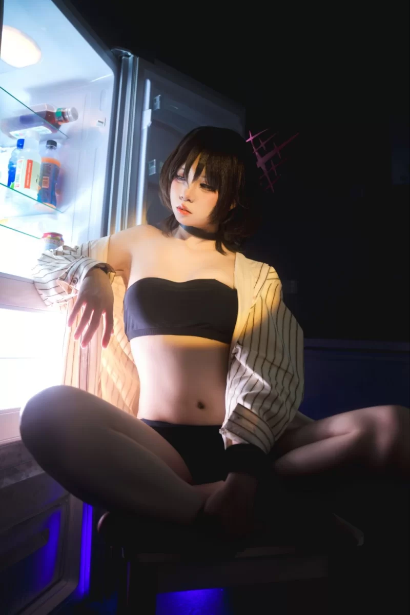 国产coser 纸悦Etsu_ko－美咲泳装 [28P-431MB]【28P+431M】