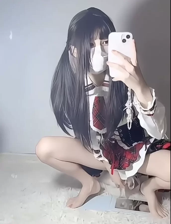 福利姬 [合集]高颜值福利姬萝莉小池理奈/奈酱cos自慰【2+21g】